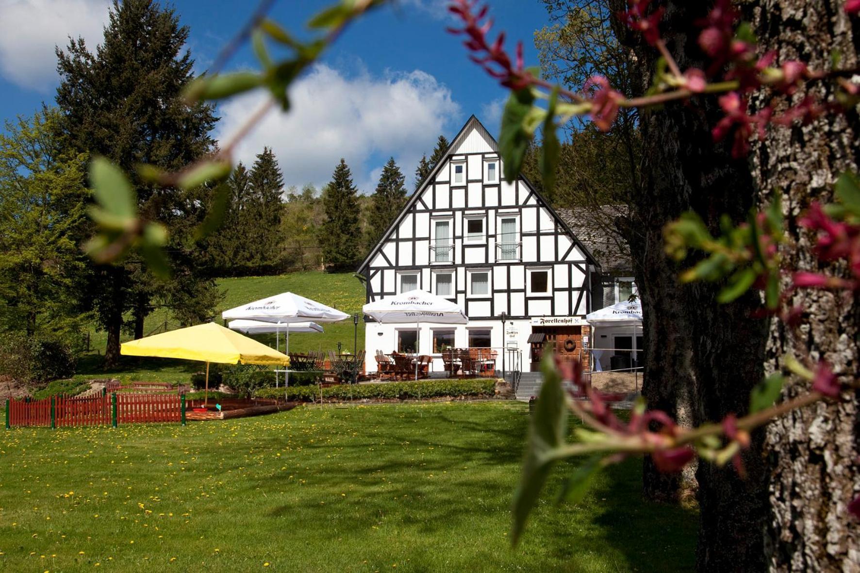 Forellenhof Wald- Und Wiesenquartier Бад Берлебург Екстериор снимка
